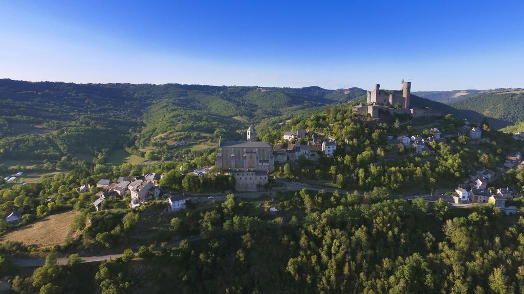 Vvf Aveyron Najac Hotel Exterior photo
